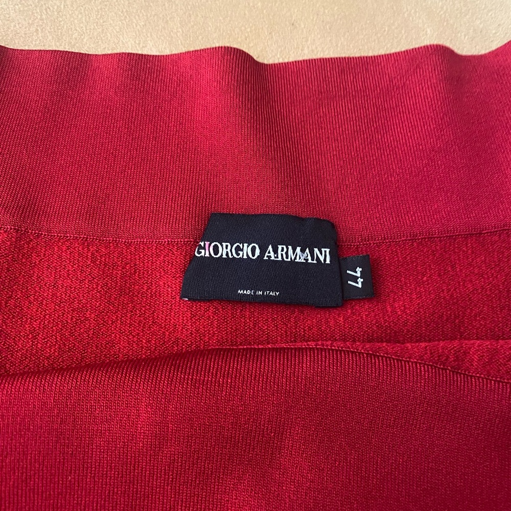 Armani top, size 44, red, never worn, vintage, no tags - Picture 4 of 4